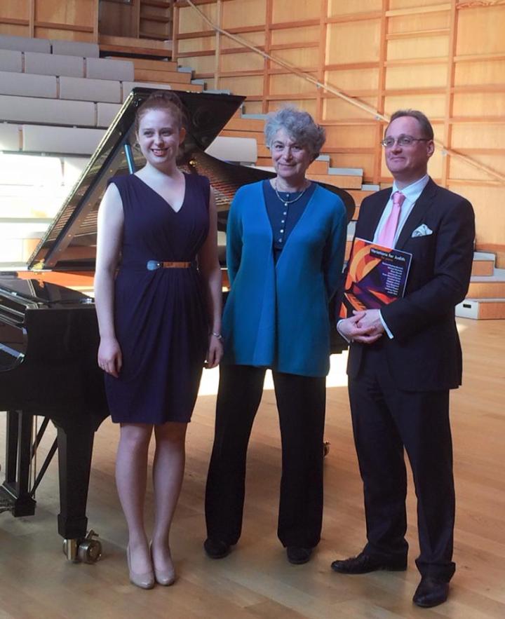 Kathryn Cox, soprano, Judith Serota & Daniel Harding, piano