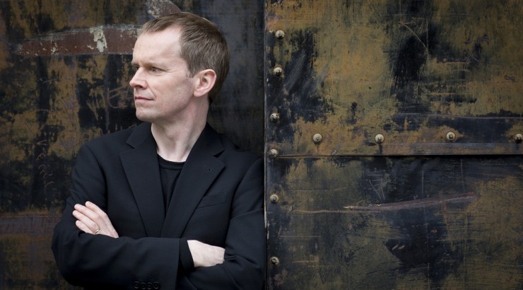 218-colour-hi-res-steven-osborne-may13-c-b-ealovega-web-profile-740x410