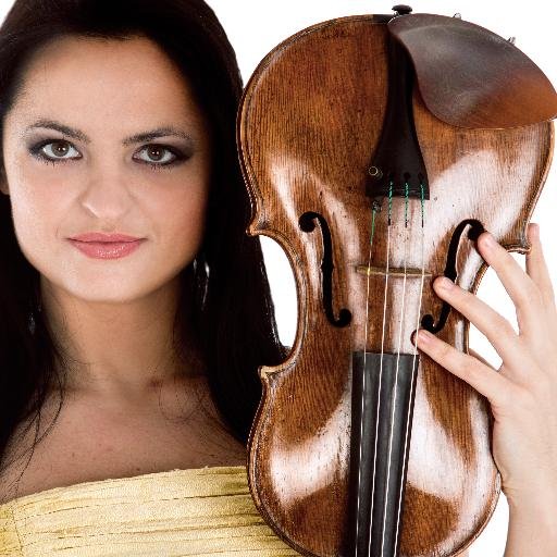 Meet the Artist……Lana Trotovsek, violinist – The Cross-Eyed Pianist