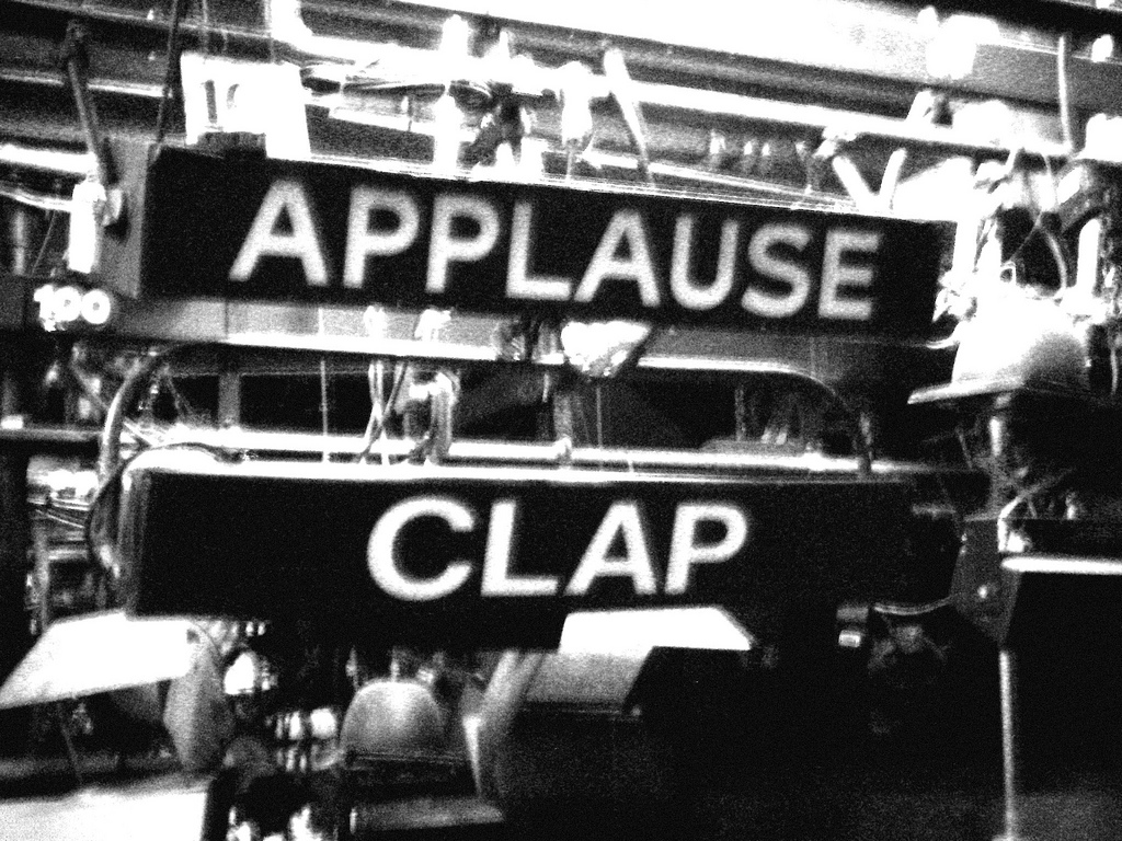 applause_sign