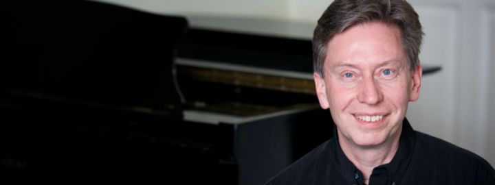 douglas_finch_800x300