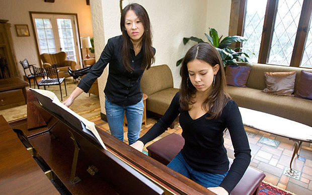 mum-and-daughter_3605514b